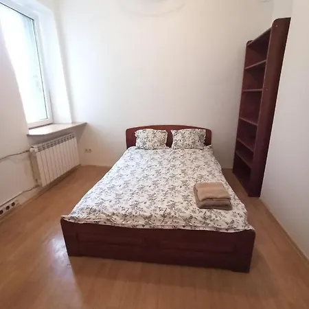 Muranow Hostel *